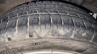 Used 2019 Hyundai Grand i10 [2017-2020] Magna 1.2 Kappa VTVT CNG Petrol+cng Manual tyres LEFT REAR TYRE TREAD VIEW