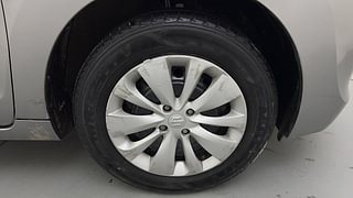 Used 2016 Maruti Suzuki Baleno [2015-2019] Delta AT Petrol Petrol Automatic tyres RIGHT FRONT TYRE RIM VIEW