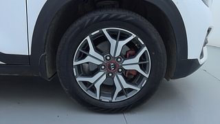 Used 2020 Kia Seltos GTX Plus DCT Petrol Automatic tyres RIGHT FRONT TYRE RIM VIEW