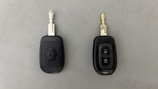 Used 2019 Renault Kwid [2015-2019] RXL Petrol Manual extra CAR KEY VIEW