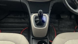 Used 2015 Hyundai Xcent [2014-2017] SX AT (O) Petrol Petrol Automatic interior GEAR  KNOB VIEW