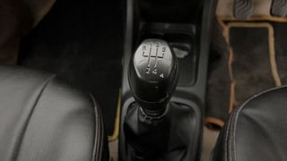 Used 2019 Renault Kwid [2015-2019] RXL Petrol Manual interior GEAR  KNOB VIEW