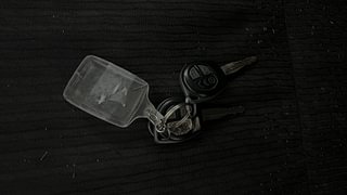 Used 2016 Maruti Suzuki Baleno [2015-2019] Delta AT Petrol Petrol Automatic extra CAR KEY VIEW
