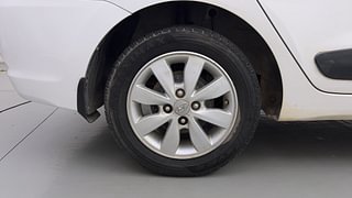 Used 2015 Hyundai Xcent [2014-2017] S (O) Petrol Petrol Manual tyres RIGHT REAR TYRE RIM VIEW