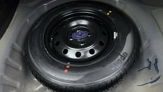 Used 2018 Maruti Suzuki Dzire [2017-2020] VXI AMT Petrol Automatic tyres SPARE TYRE VIEW
