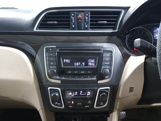 Used 2018 maruti-suzuki Ciaz Zeta Petrol Petrol Manual interior MUSIC SYSTEM & AC CONTROL VIEW