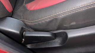 Used 2018 Datsun Redi-GO [2015-2019] A Petrol Manual top_features Seat adjustment