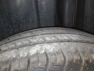 Used 2018 maruti-suzuki Ciaz Zeta Petrol Petrol Manual tyres LEFT REAR TYRE TREAD VIEW