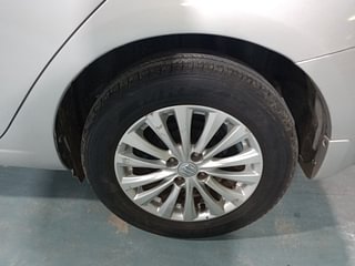 Used 2018 maruti-suzuki Ciaz Zeta Petrol Petrol Manual tyres LEFT REAR TYRE RIM VIEW