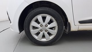 Used 2015 Hyundai Xcent [2014-2017] S (O) Petrol Petrol Manual tyres LEFT FRONT TYRE RIM VIEW