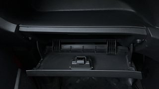 Used 2018 Datsun Redi-GO [2015-2019] A Petrol Manual top_features Glove compartment