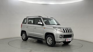 Used 2015 Mahindra TUV300 [2015-2020] T8 Diesel Manual exterior RIGHT FRONT CORNER VIEW