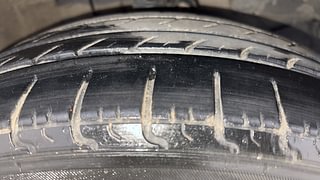 Used 2015 Honda Mobilio [2014-2017] V Diesel Diesel Manual tyres RIGHT FRONT TYRE TREAD VIEW