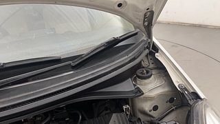 Used 2013 Honda Amaze [2013-2016] 1.2 S AT i-VTEC Petrol Automatic engine ENGINE LEFT SIDE HINGE & APRON VIEW