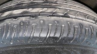 Used 2022 Renault Kiger RXZ Turbo CVT Dual Tone Petrol Automatic tyres LEFT FRONT TYRE TREAD VIEW