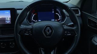 Used 2022 Renault Kiger RXZ Turbo CVT Dual Tone Petrol Automatic top_features Airbags