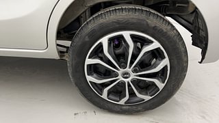 Used 2015 Maruti Suzuki Alto K10 [2014-2019] VXI AMT Petrol Automatic tyres LEFT REAR TYRE RIM VIEW