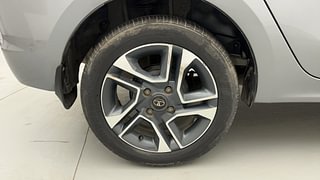 Used 2018 tata Tigor Revotron XZ Petrol Manual tyres RIGHT REAR TYRE RIM VIEW