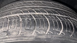 Used 2017 Volkswagen Ameo [2016-2020] Highline1.2L (P) Petrol Manual tyres LEFT REAR TYRE TREAD VIEW