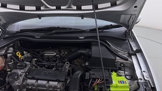 Used 2017 Volkswagen Ameo [2016-2020] Highline1.2L (P) Petrol Manual engine ENGINE LEFT SIDE HINGE & APRON VIEW