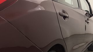 Used 2015 Honda Mobilio [2014-2017] V Diesel Diesel Manual dents MINOR DENT