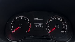 Used 2017 Volkswagen Ameo [2016-2020] Highline1.2L (P) Petrol Manual interior CLUSTERMETER VIEW
