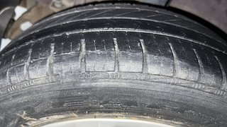 Used 2014 Hyundai Grand i10 [2013-2017] Sportz 1.2 Kappa VTVT Petrol Manual tyres RIGHT REAR TYRE TREAD VIEW