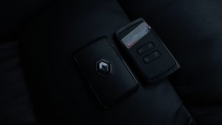 Used 2022 Renault Kiger RXZ Turbo CVT Dual Tone Petrol Automatic extra CAR KEY VIEW