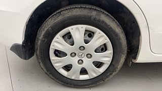 Used 2013 Honda Amaze [2013-2016] 1.2 S AT i-VTEC Petrol Automatic tyres RIGHT REAR TYRE RIM VIEW