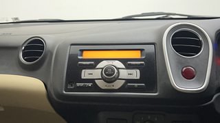 Used 2015 Honda Mobilio [2014-2017] V Diesel Diesel Manual top_features Integrated (in-dash) music system