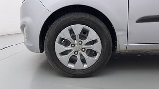 Used 2015 hyundai i10 Sportz 1.1 Petrol Petrol Manual tyres LEFT FRONT TYRE RIM VIEW