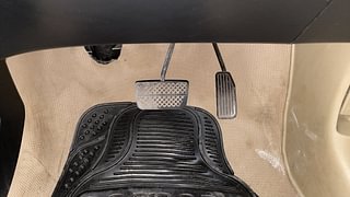 Used 2014 Honda Brio [2011-2016] VX AT Petrol Automatic interior PEDALS VIEW