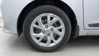 Used 2019 Hyundai Grand i10 Magna 1.2 Kappa VTVT Petrol Manual tyres LEFT FRONT TYRE RIM VIEW