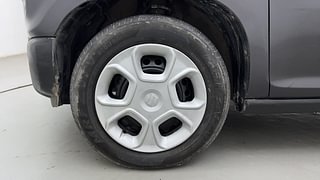 Used 2020 Maruti Suzuki S-Presso VXI Opt CNG Petrol+cng Manual tyres LEFT FRONT TYRE RIM VIEW