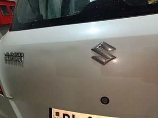 Used 2013 Maruti Suzuki Swift [2011-2017] LXi Petrol Manual dents MINOR DENT