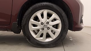 Used 2015 Honda Mobilio [2014-2017] V Diesel Diesel Manual tyres RIGHT FRONT TYRE RIM VIEW