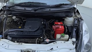 Used 2013 Maruti Suzuki Swift [2011-2017] LXi Petrol Manual engine ENGINE LEFT SIDE HINGE & APRON VIEW