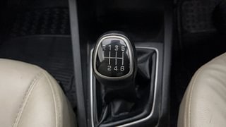 Used 2016 Hyundai Elite i20 [2014-2018] Sportz 1.4 CRDI Diesel Manual interior GEAR  KNOB VIEW