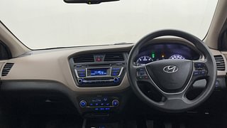 Used 2016 Hyundai Elite i20 [2014-2018] Sportz 1.4 CRDI Diesel Manual interior DASHBOARD VIEW