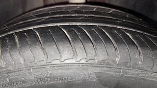 Used 2021 Tata Altroz XT 1.5 Diesel Manual tyres RIGHT FRONT TYRE TREAD VIEW