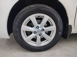 Used 2012 Nissan Sunny [2011-2014] XV Petrol Manual tyres LEFT FRONT TYRE RIM VIEW