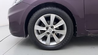 Used 2012 Hyundai Verna [2011-2015] Fluidic 1.6 CRDi SX Diesel Manual tyres LEFT FRONT TYRE RIM VIEW