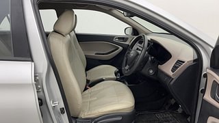 Used 2016 Hyundai Elite i20 [2014-2018] Sportz 1.4 CRDI Diesel Manual interior RIGHT SIDE FRONT DOOR CABIN VIEW