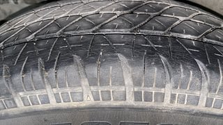 Used 2013 Maruti Suzuki Swift [2011-2017] LXi Petrol Manual tyres RIGHT REAR TYRE TREAD VIEW