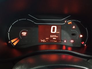 Used 2021 Renault Kwid RXL 1.0 SCE Petrol Manual interior CLUSTERMETER VIEW