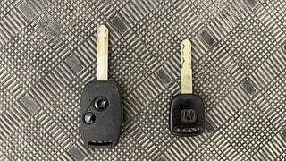 Used 2013 Honda City [2012-2013] V  Sunroof Petrol Manual extra CAR KEY VIEW