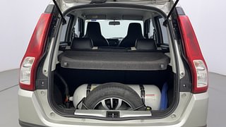 Used 2022 Maruti Suzuki Wagon R 1.0 VXI CNG Petrol+cng Manual interior DICKY INSIDE VIEW