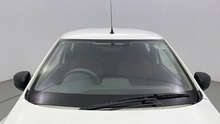 Used 2019 Renault Kwid [2017-2019] RXT 1.0 SCE Special (O) Petrol Manual exterior FRONT WINDSHIELD VIEW
