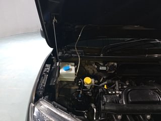 Used 2021 Renault Kwid RXL 1.0 SCE Petrol Manual engine ENGINE RIGHT SIDE VIEW