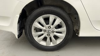 Used 2013 Honda City [2012-2013] V  Sunroof Petrol Manual tyres RIGHT REAR TYRE RIM VIEW